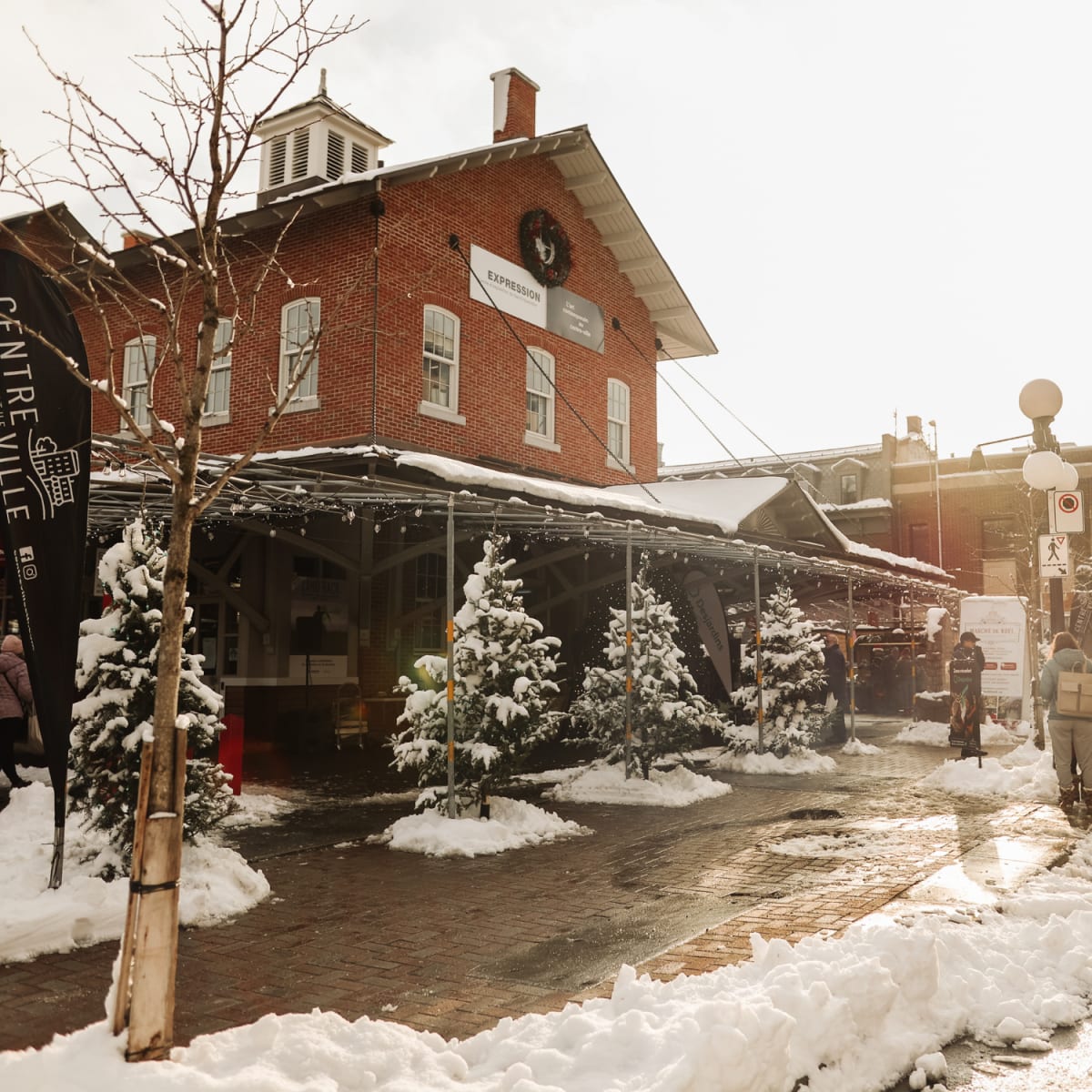 1555 Marché public Saint-Hyacinthe en hiver.