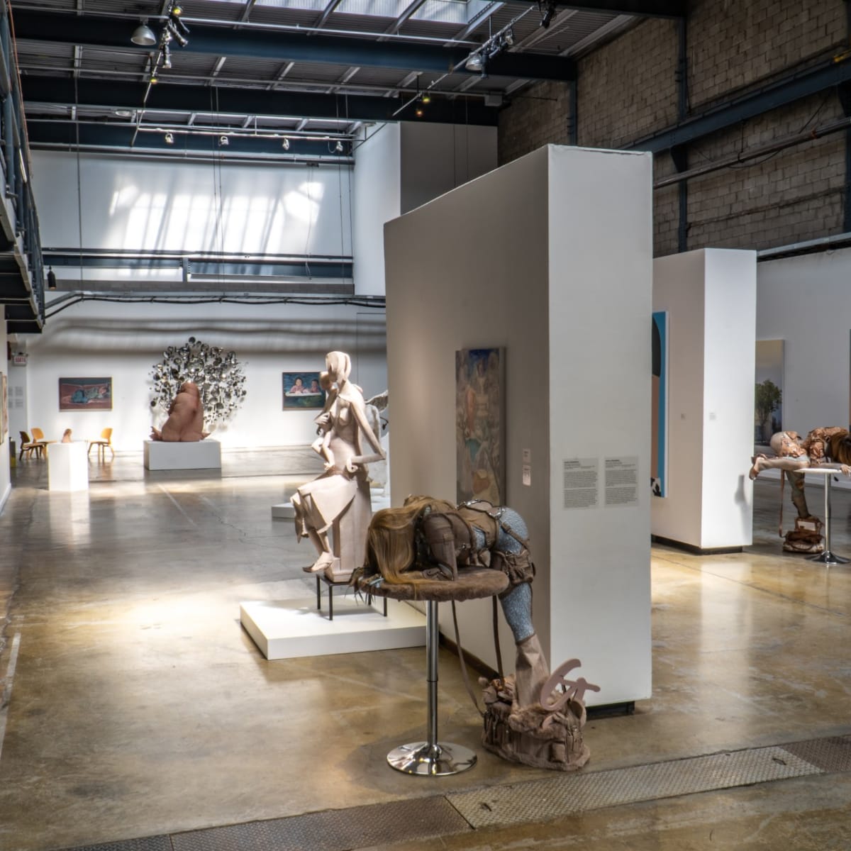 Exposition de sculpture à l'Arsenal.
