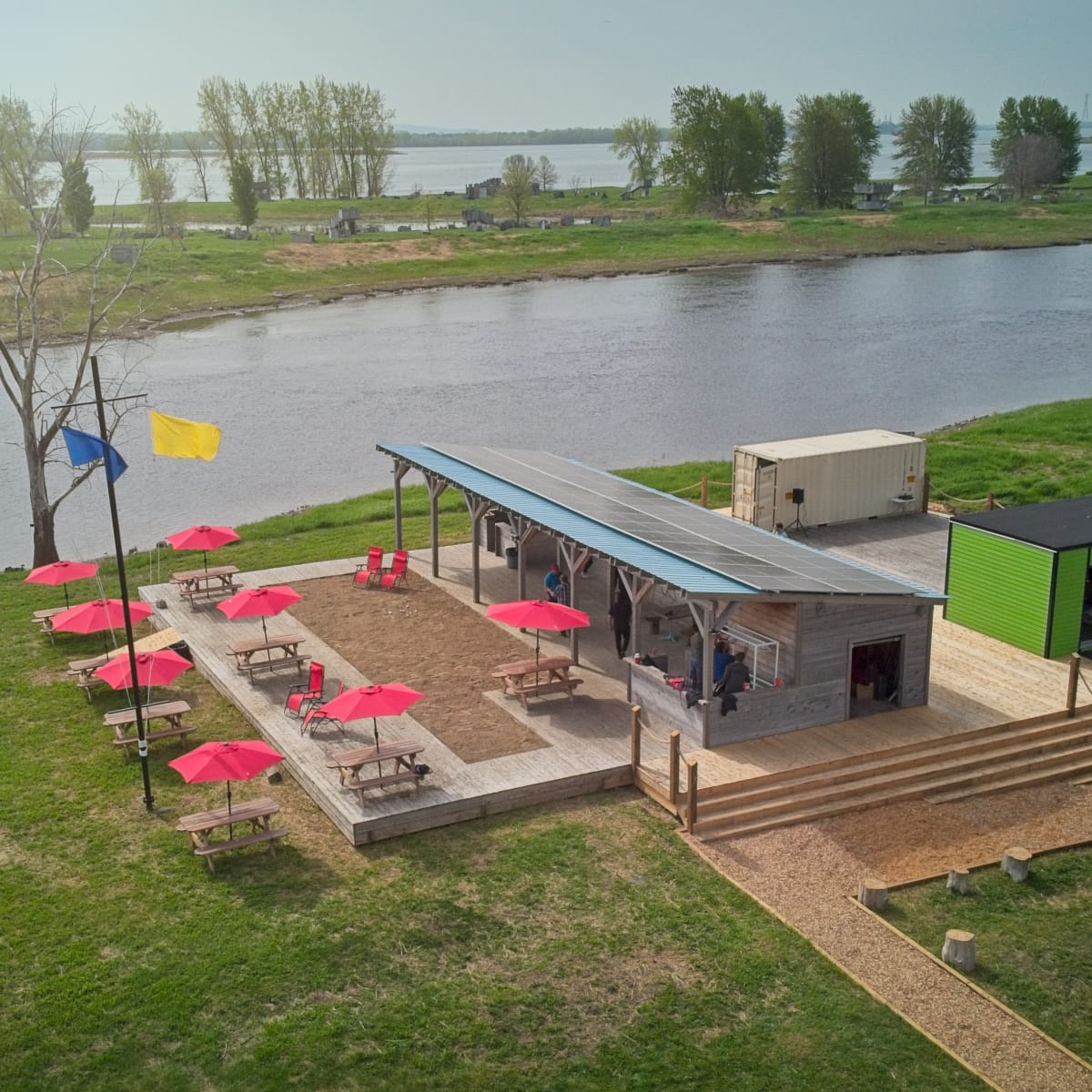 Vue aérienne de la Base nautique de Repentigny.