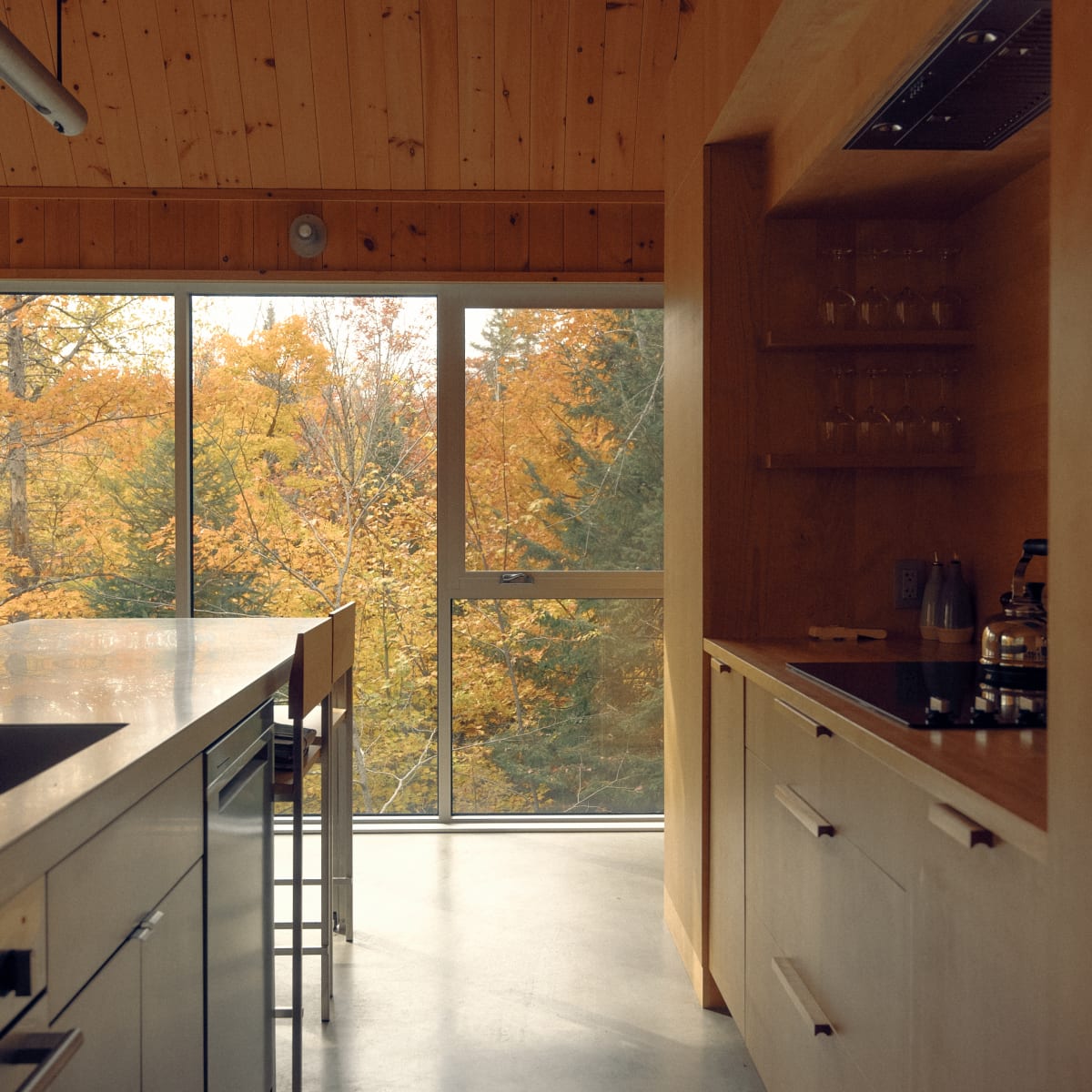 Chalet BESIDE en automne.
