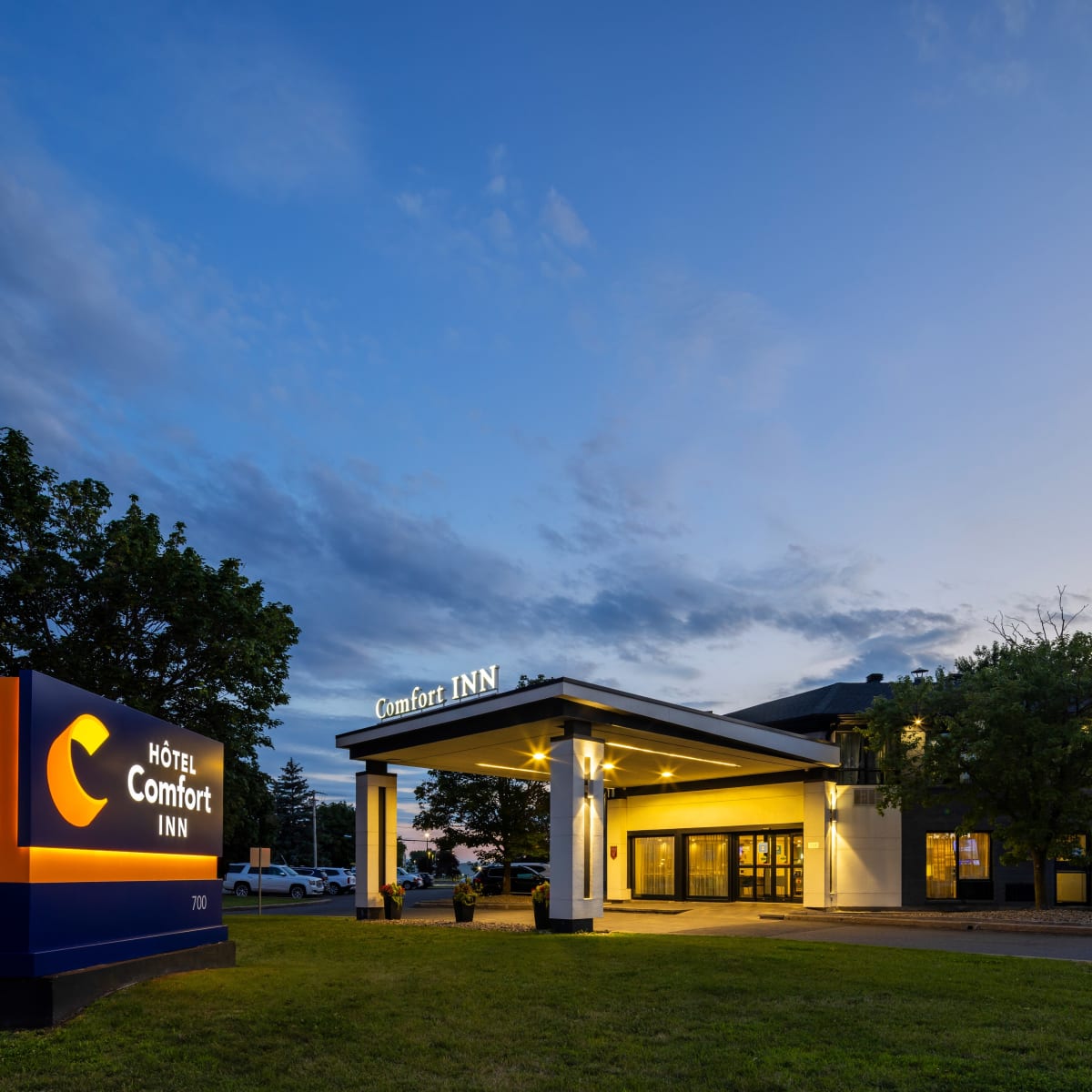 Comfort Inn Montreal Aeroport - Extérieur de l'hôtel