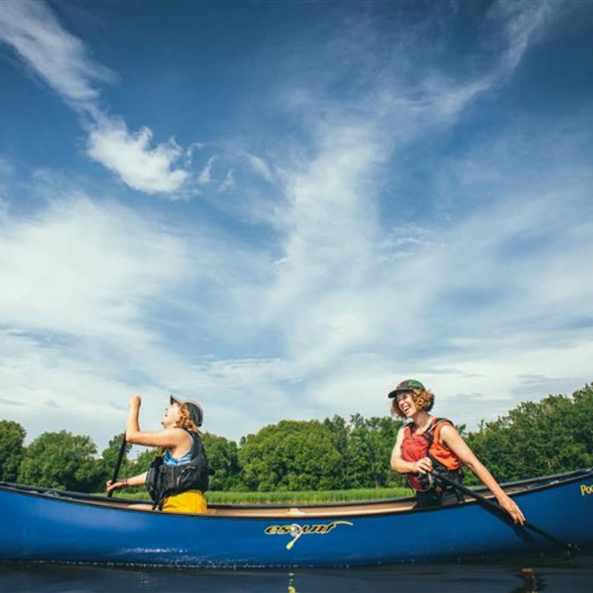 Destination Lac-Saint-Jean : canot