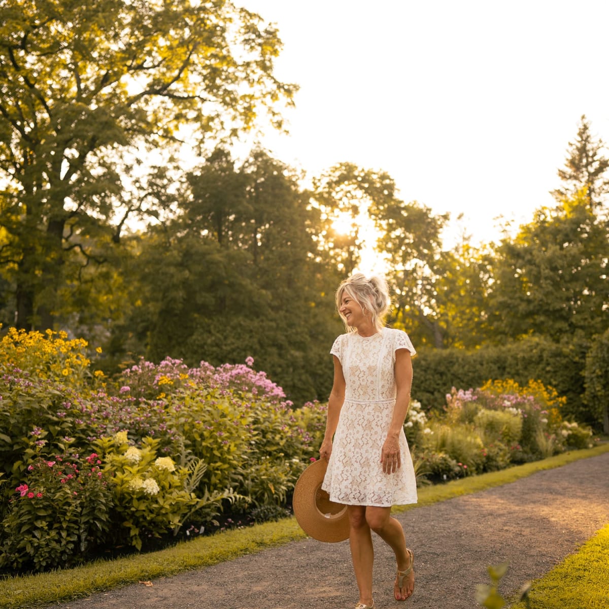 Woman walking at Domaine Joly-De Lotbinière.
