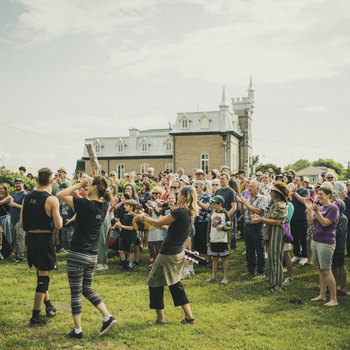 Foule au festival Archipel.