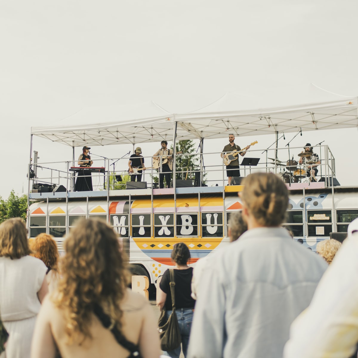 Foule au festival Archipel.