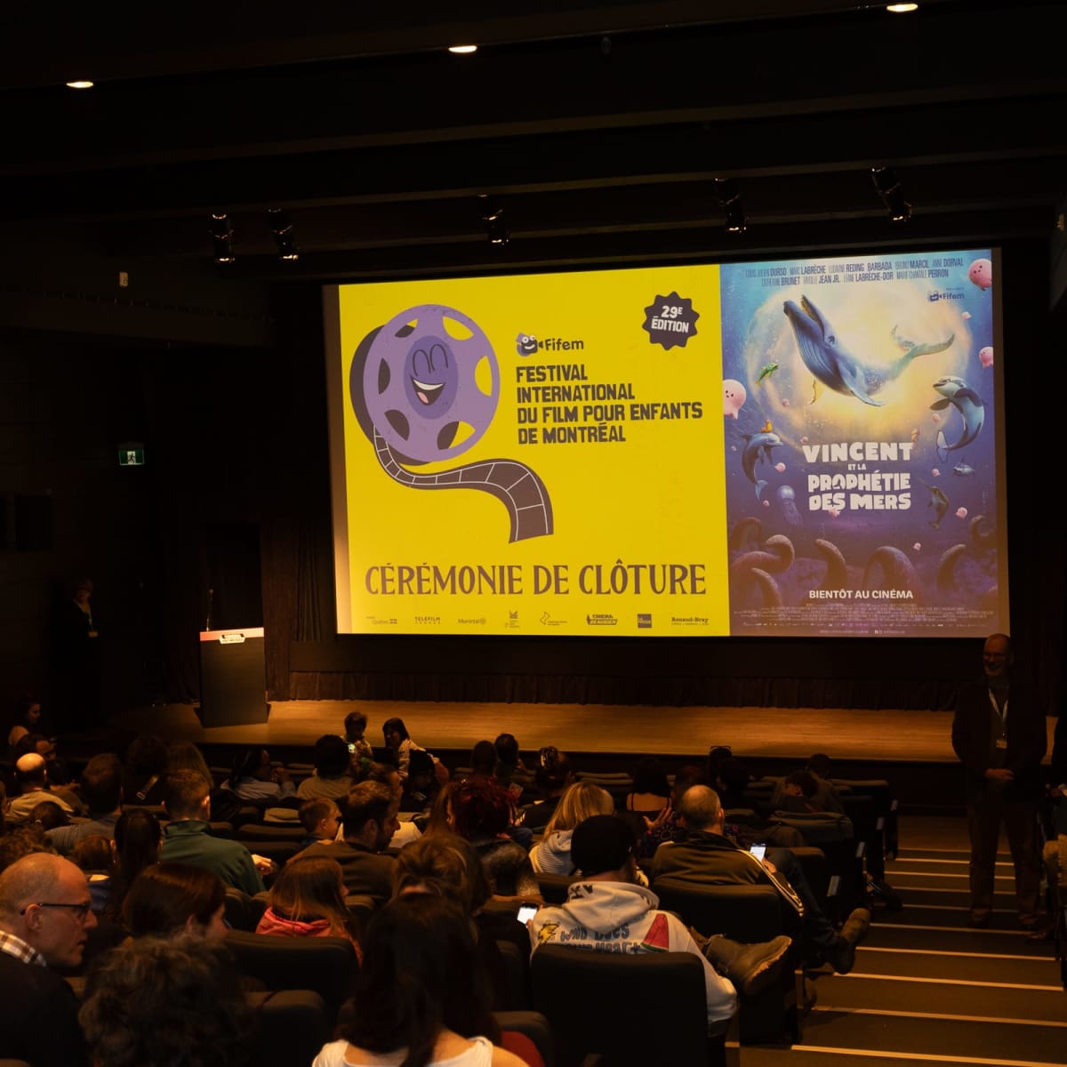 Public du Festival International du Film pour Enfants de Montréal (FIFEM) au Cinéma du Musée