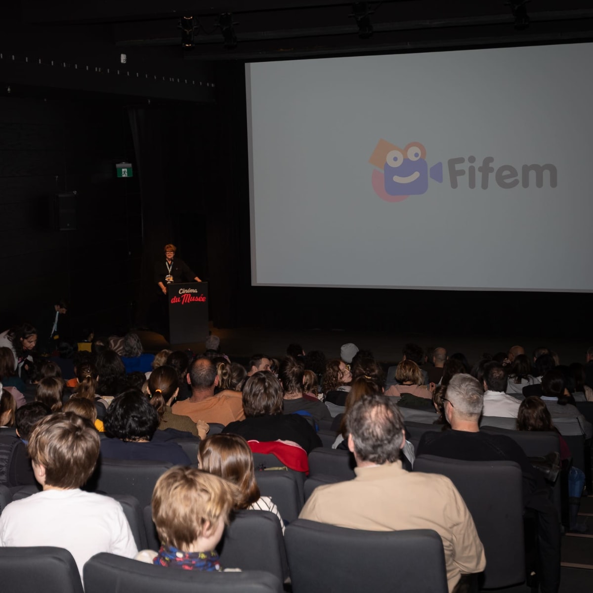 Public lors de la clôture du Festival International du Film pour Enfants de Montréal (FIFEM)