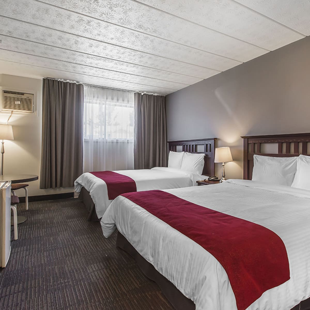 Hotel Le Principal - Chambre avec deux lits