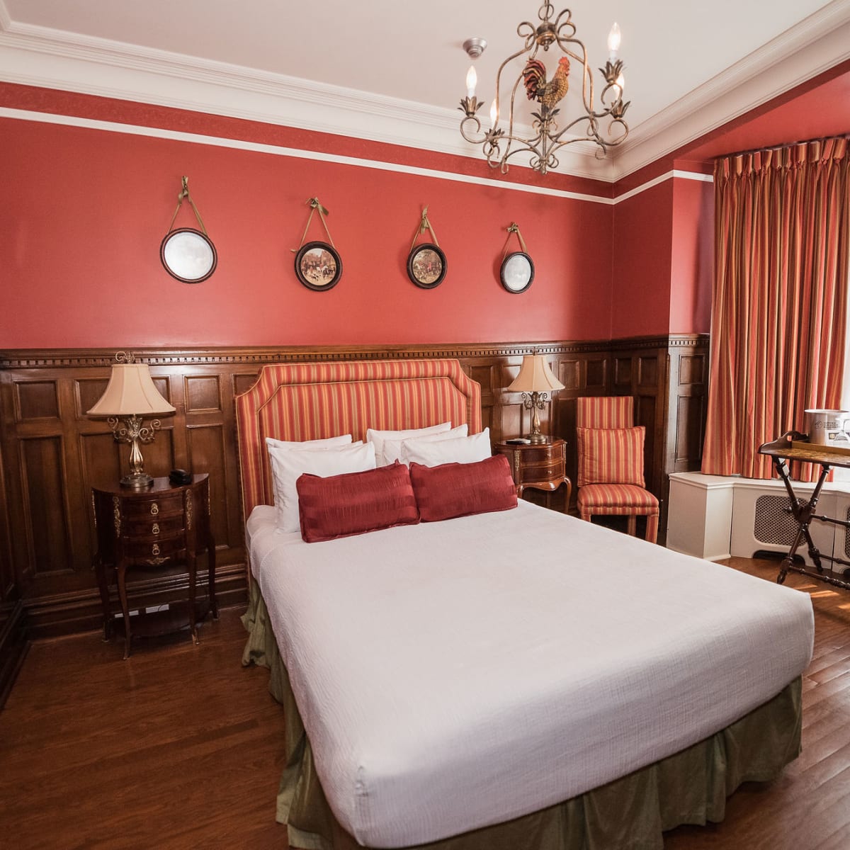 Superior Room at the Hôtel Manoir Sherbrooke.