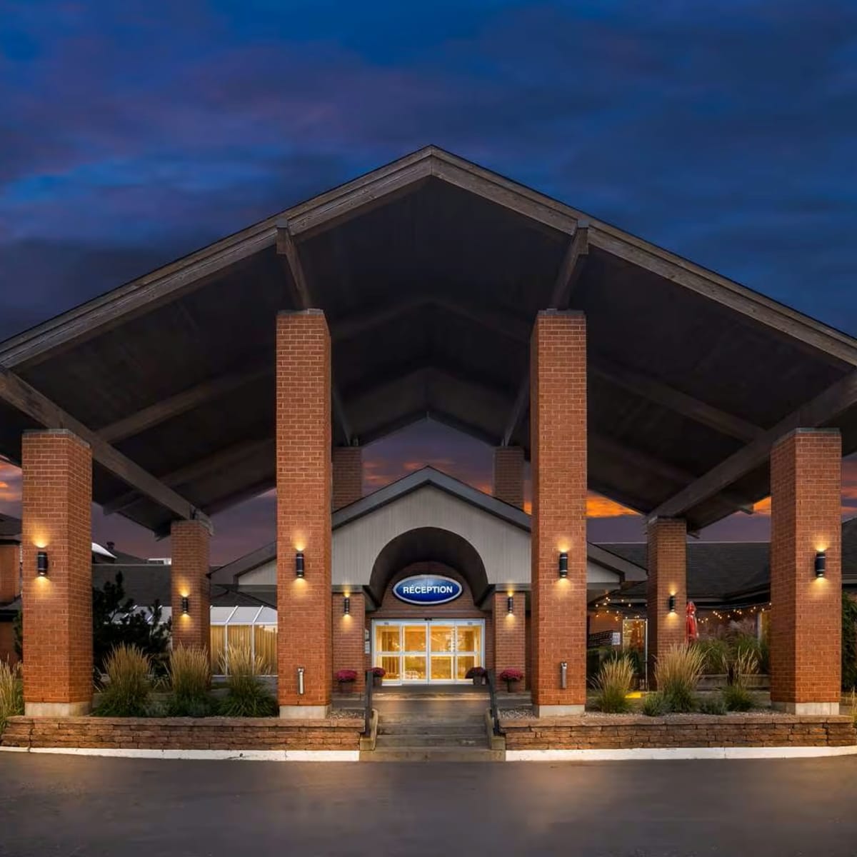 Façade du Best Western Hotel St-Jérôme.
