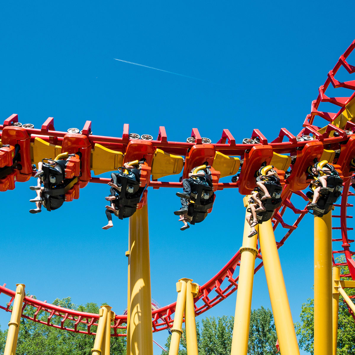 Montagne russe la ronde six flag