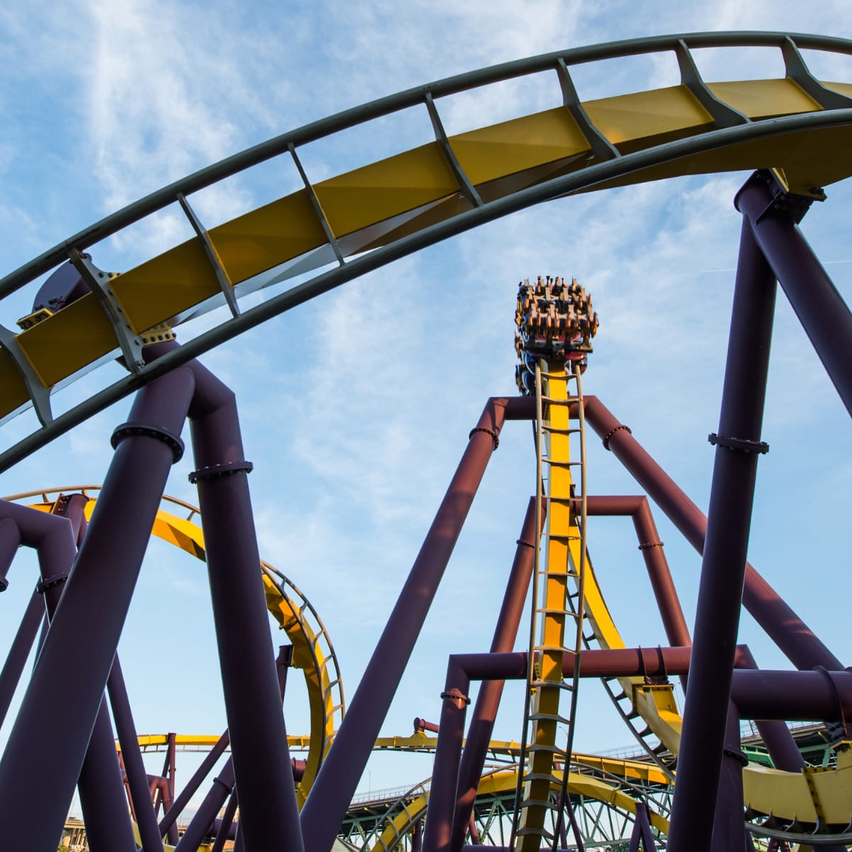 Montagne russe la ronde six flag