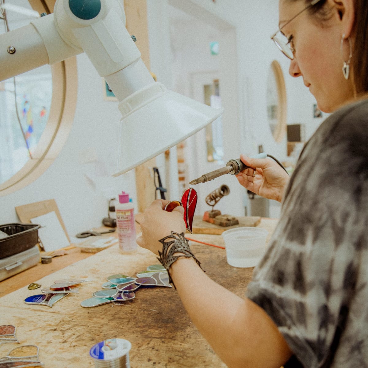 Fabrication de coeur en verre.