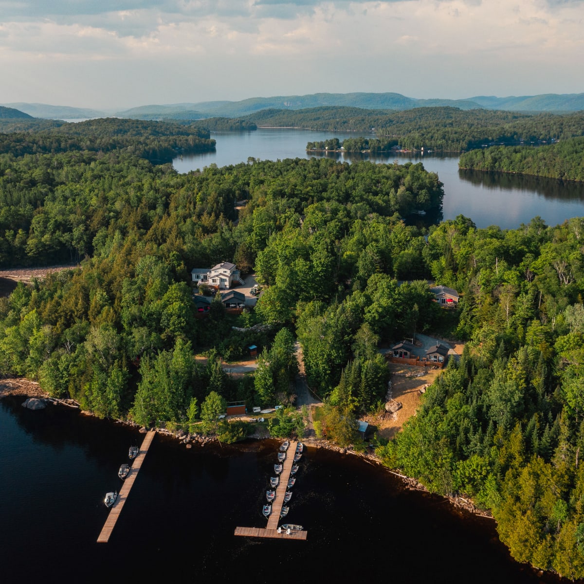 Laurentian Outfitter - The outdoor outfitter!