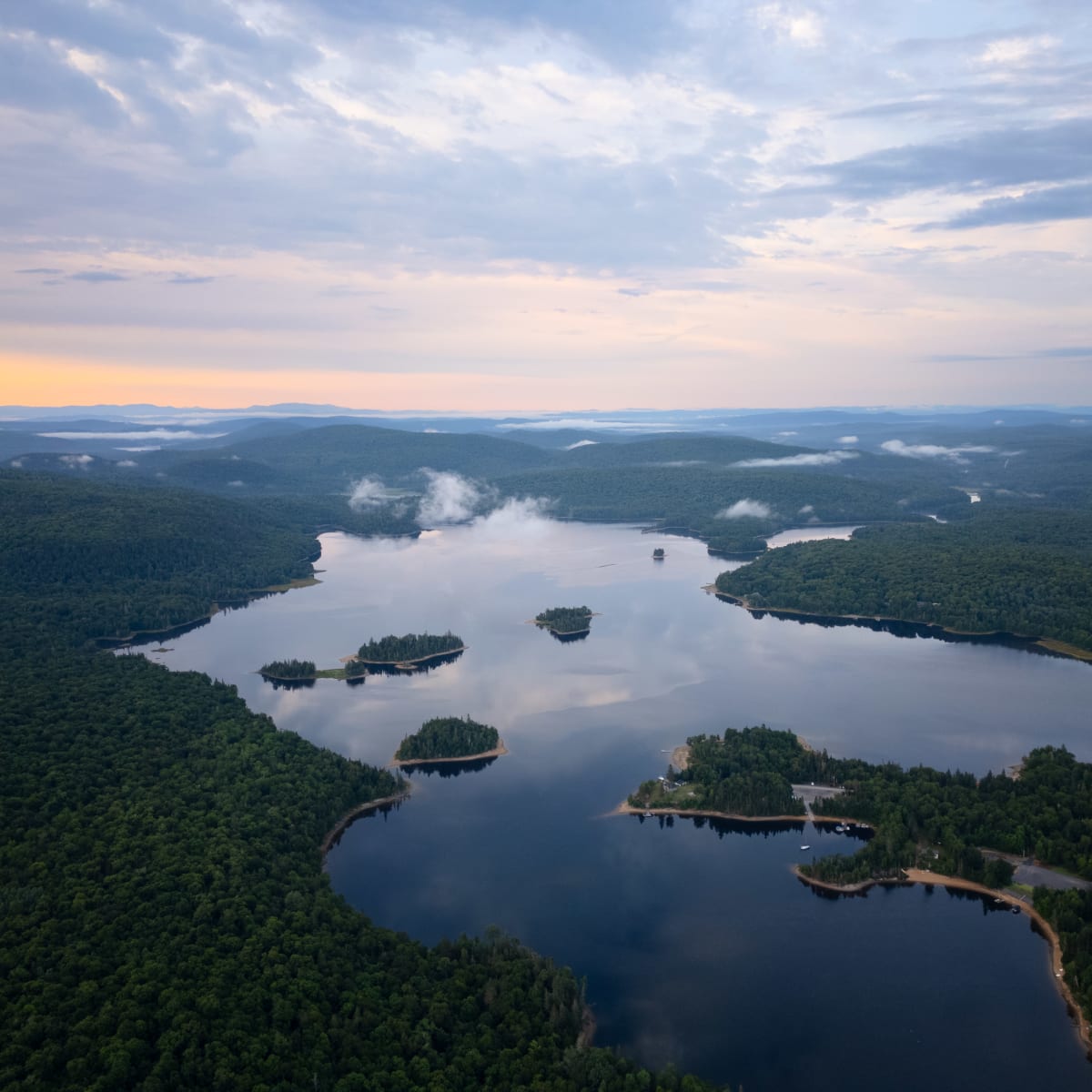 Laurentian Outfitter - The outdoor outfitter!