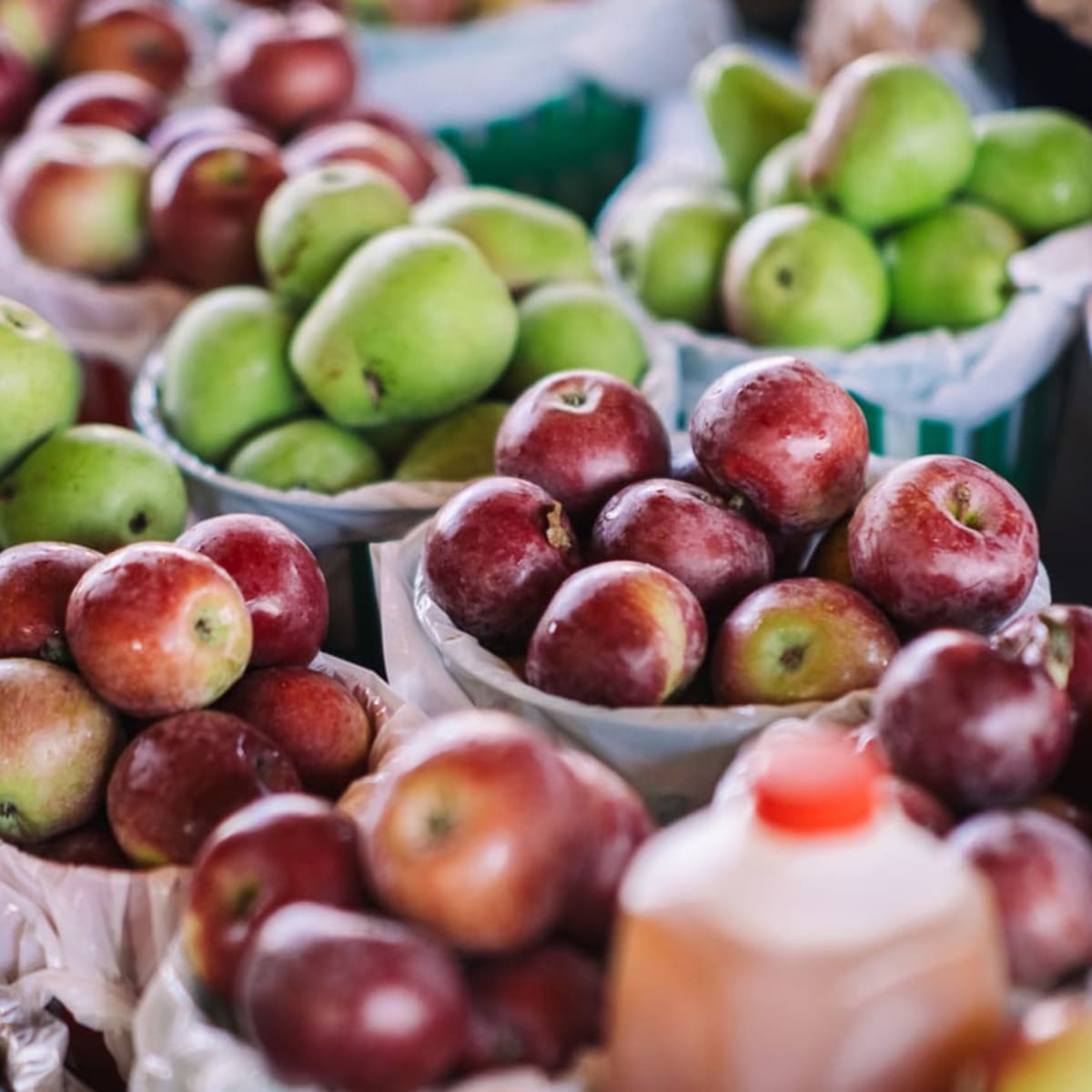 Caissettes de pommes de producteurs locaux