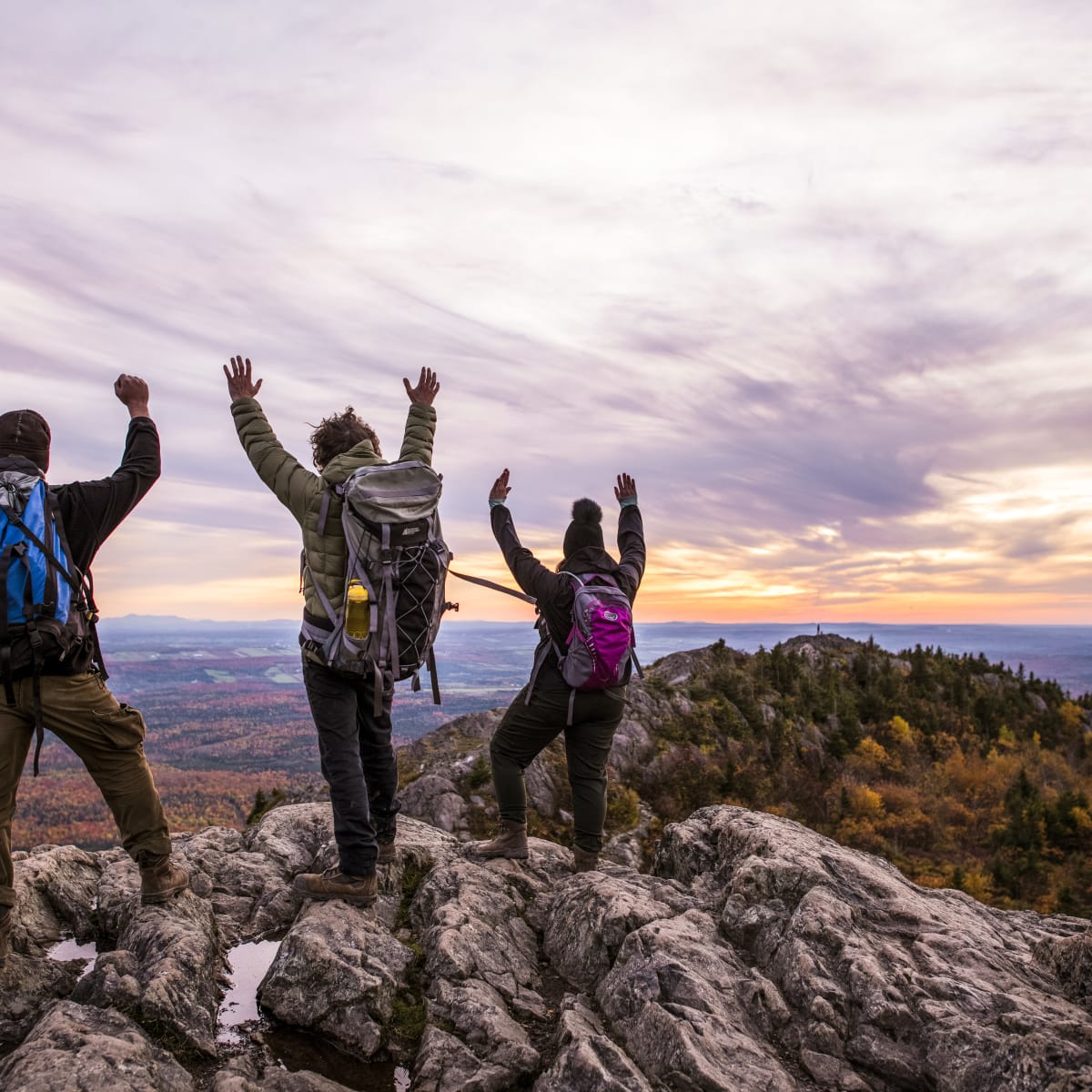 How to make fall last longer in Quebec