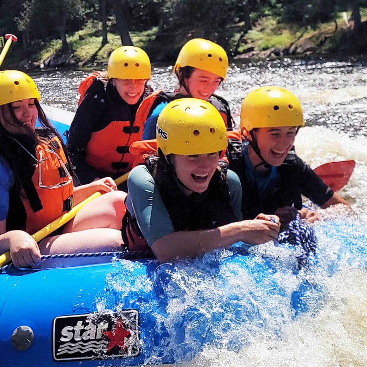 A summer of nature discoveries with Quebec Adventure Outdoor - Family rafting trip