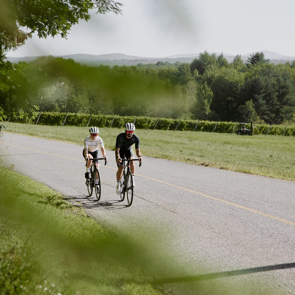 Brome-Missisquoi: one region, a thousand things to do - Biking on one of the many country roads