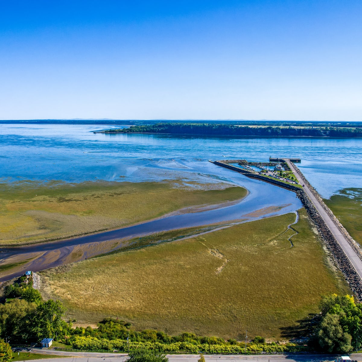Portneuf: maple syrup, fresh air, cocooning and local flavours – an unbeatable combination for spring! - Aerial view, Portneuf Wharf