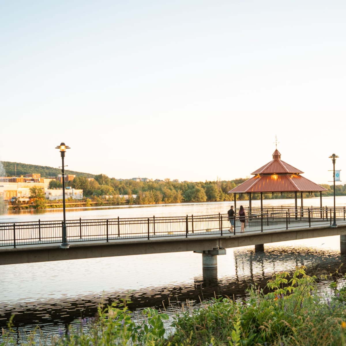 Découvrez ce qui fait vibrer Sherbrooke, le cœur urbain des Cantons-de-l’Est! - Promenade du Lac-des-Nations