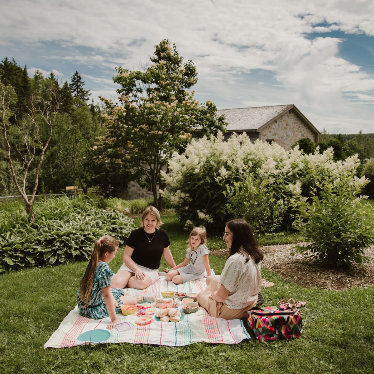 A picnic at Moulin La Lorraine