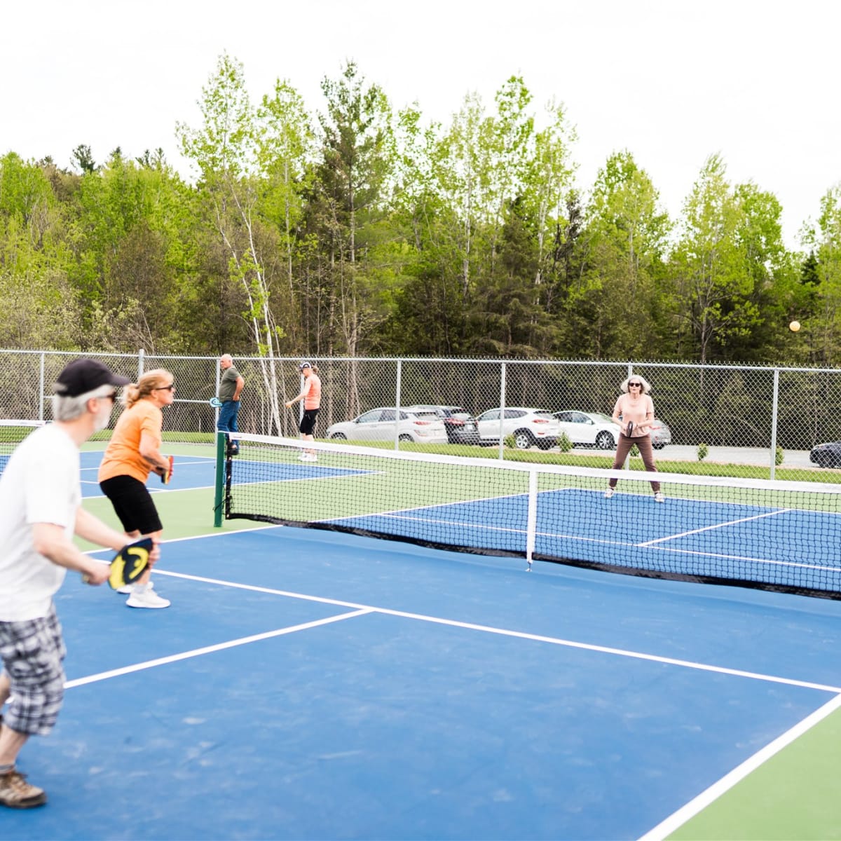 Municipalité d'Orford - Une partie de pickleball