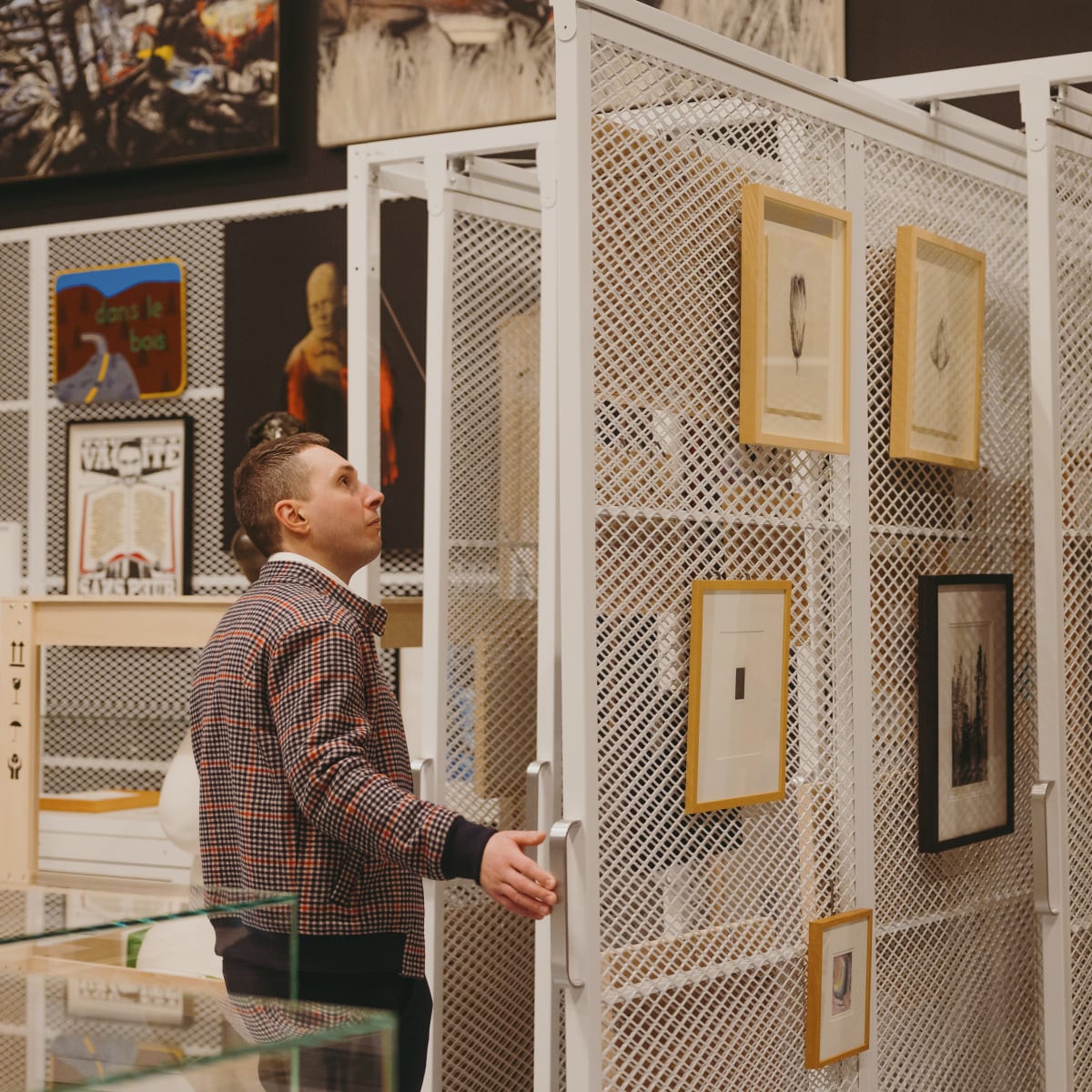 MA, Rouyn-Noranda Art Museum - An individual looking at artworks