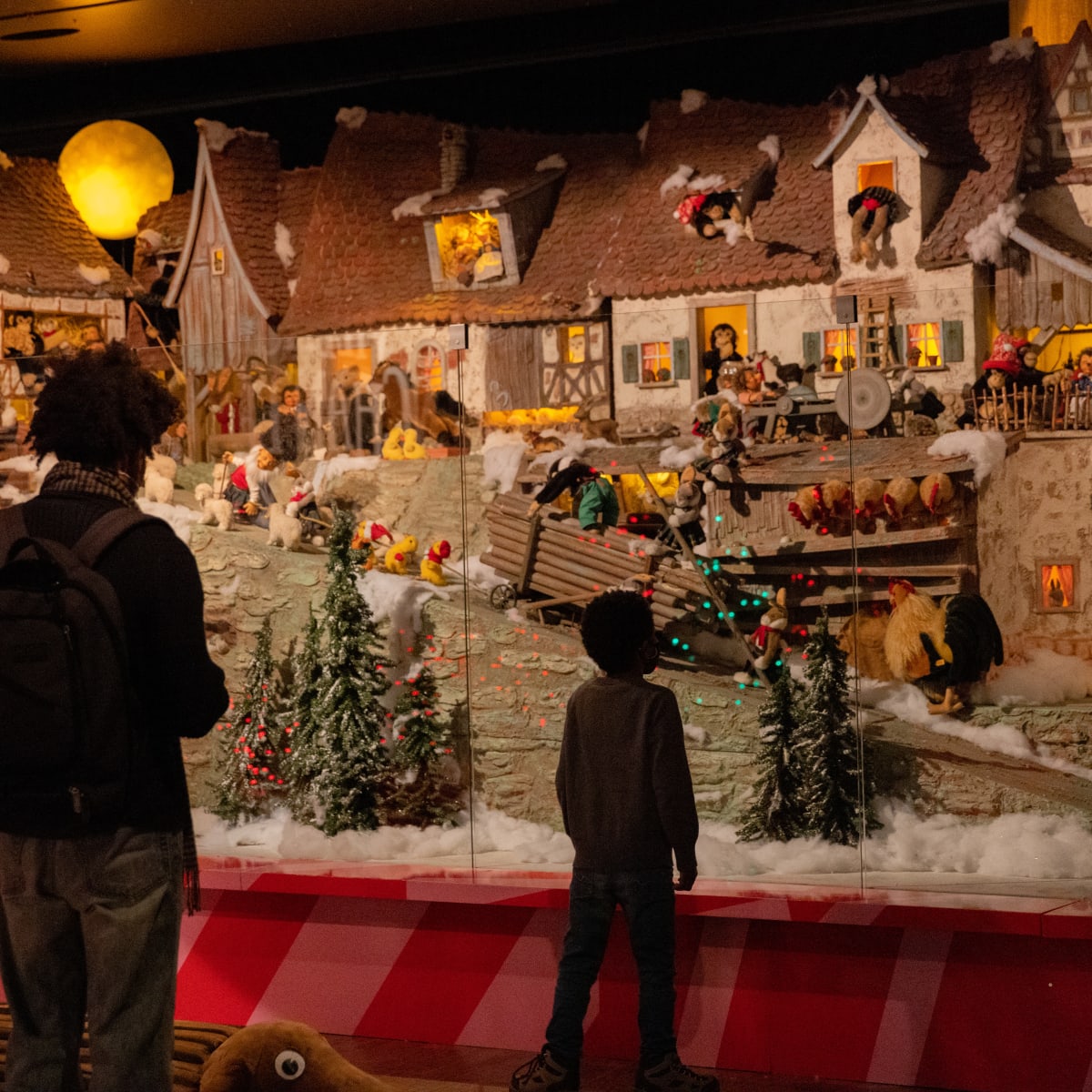 Vitrine Ogilvy au Musée McCord Stewart.