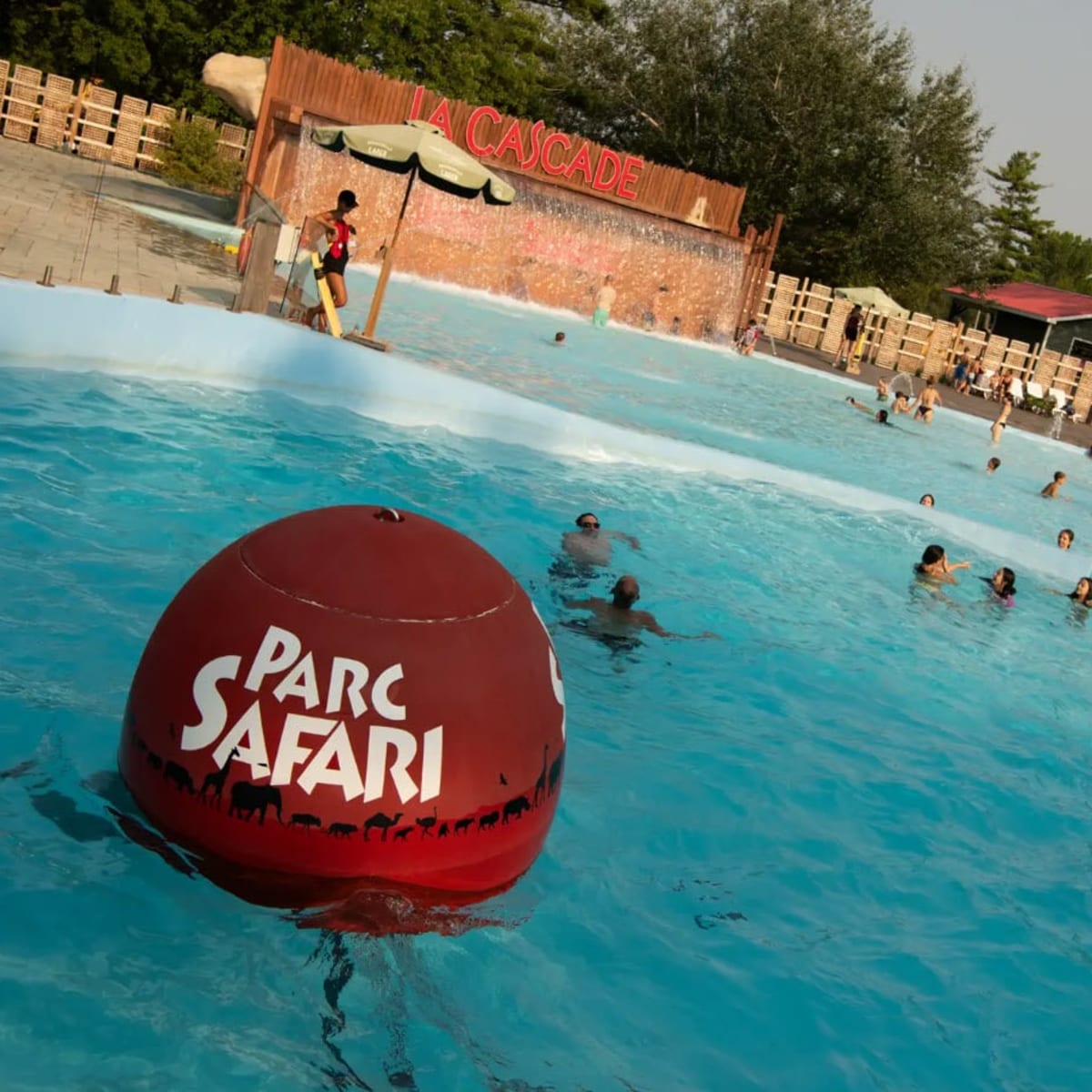 Boule à vagues au Parc Safari.
