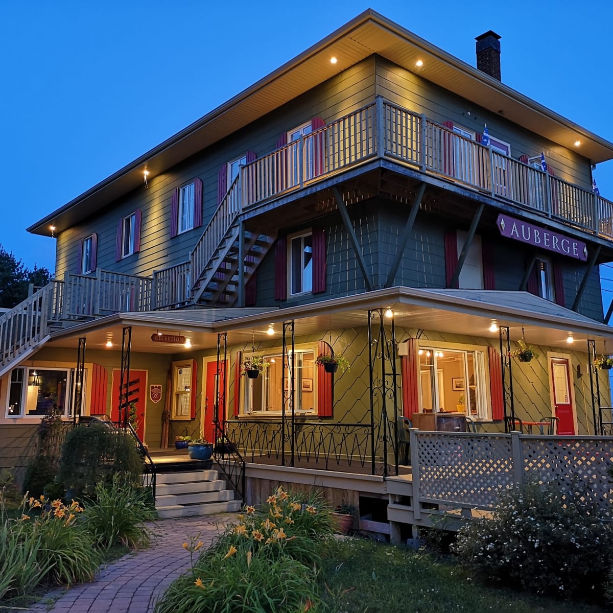 auberge_de_la_rive_a_saint_joseph_de_la_rive_1