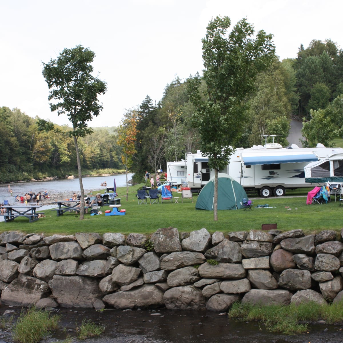 camping_la_jolie_rochelle_1