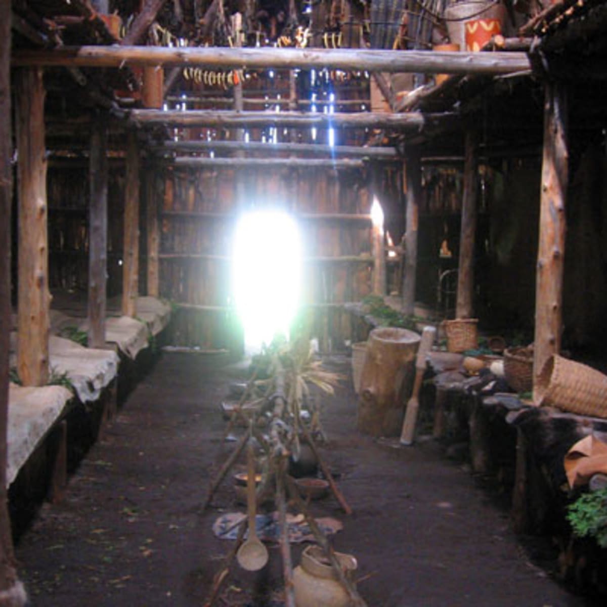 centre_dinterpretation_du_site_archeologique_droulerstsiionhiakwatha_7