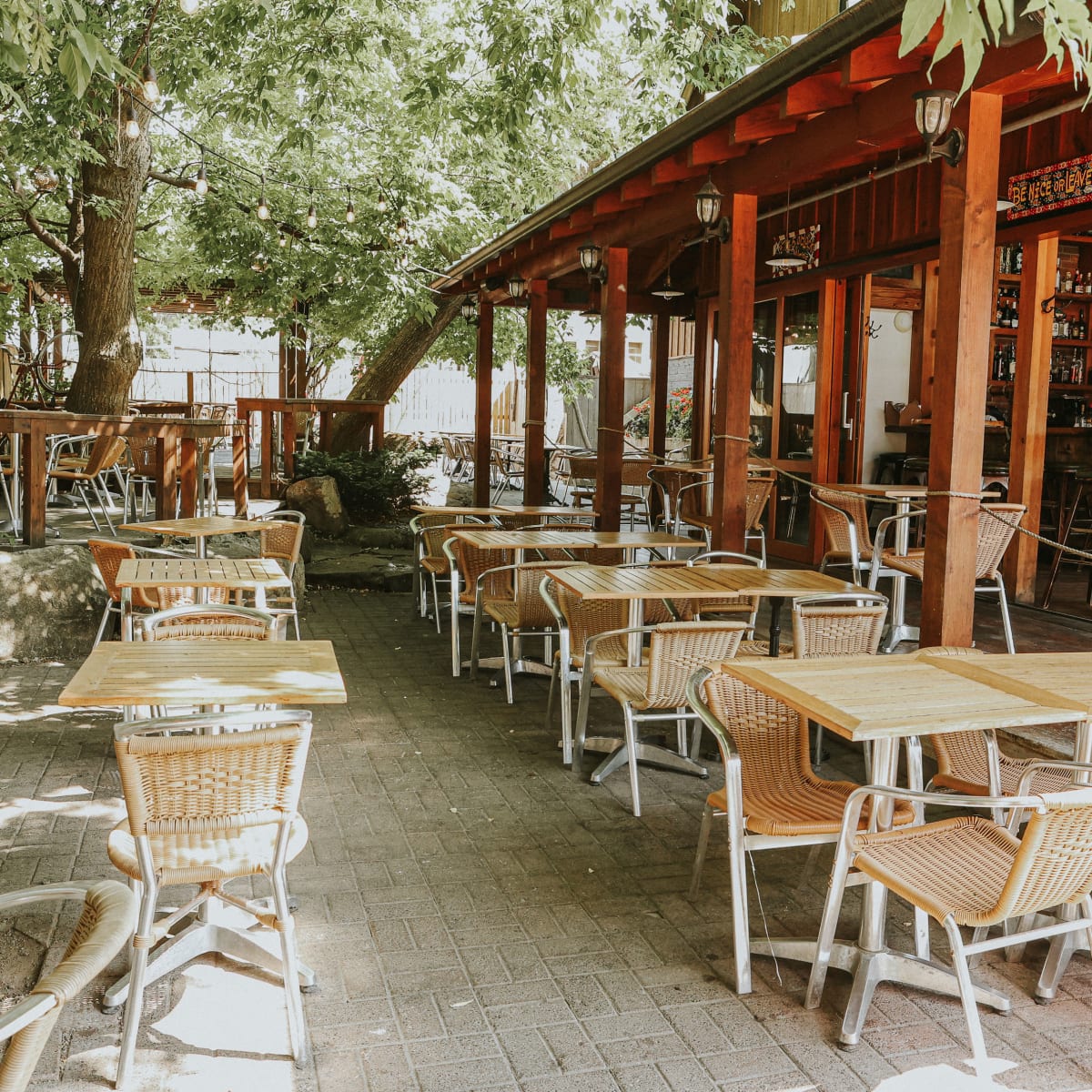 chelsea_pub_1