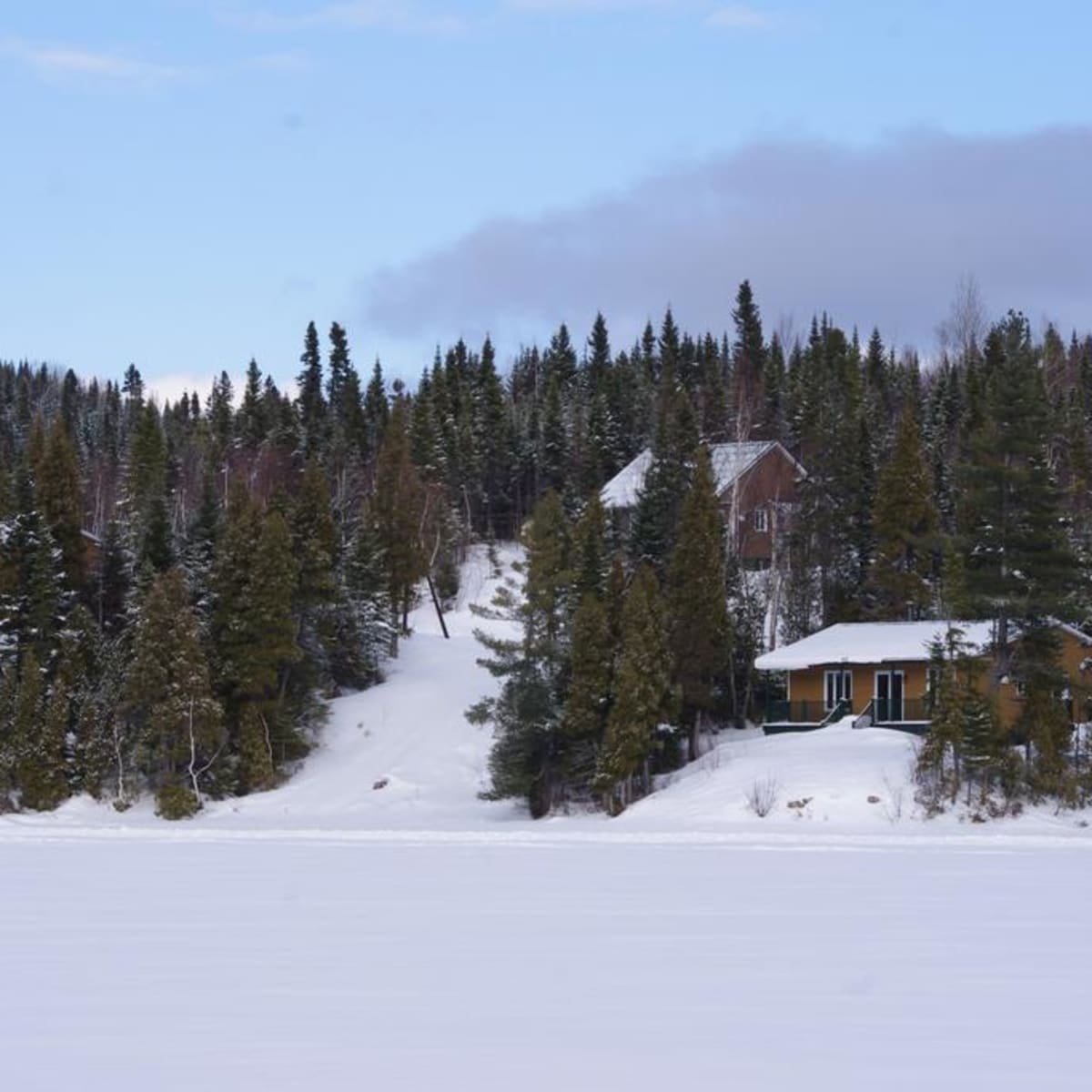 club_tadoussac__auberge_la_taniere_1_h