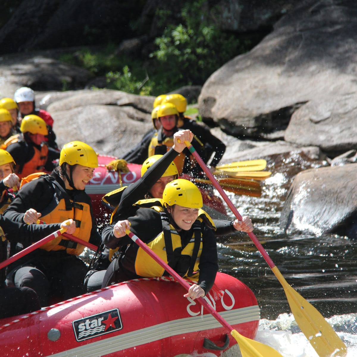 expeditions_nouvelle_vague___rafting_4