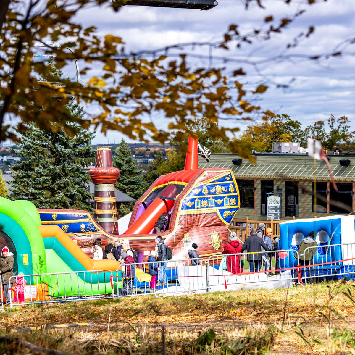 festival_des_couleurs_du_ski_saint_bruno_5