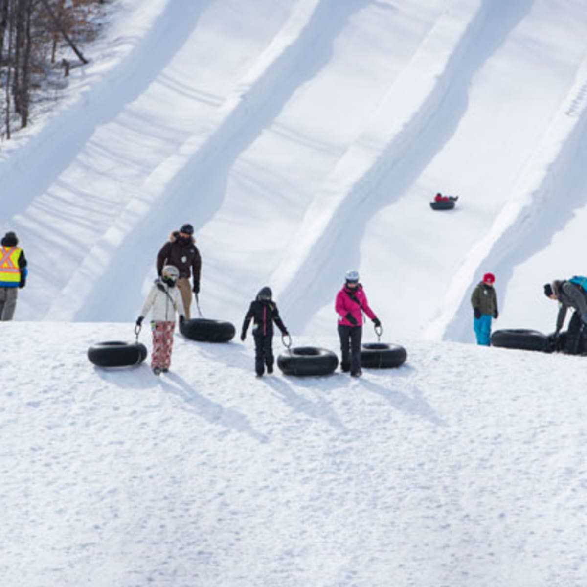 glissades_sur_tube_du_sommet_saint_sauveur_2