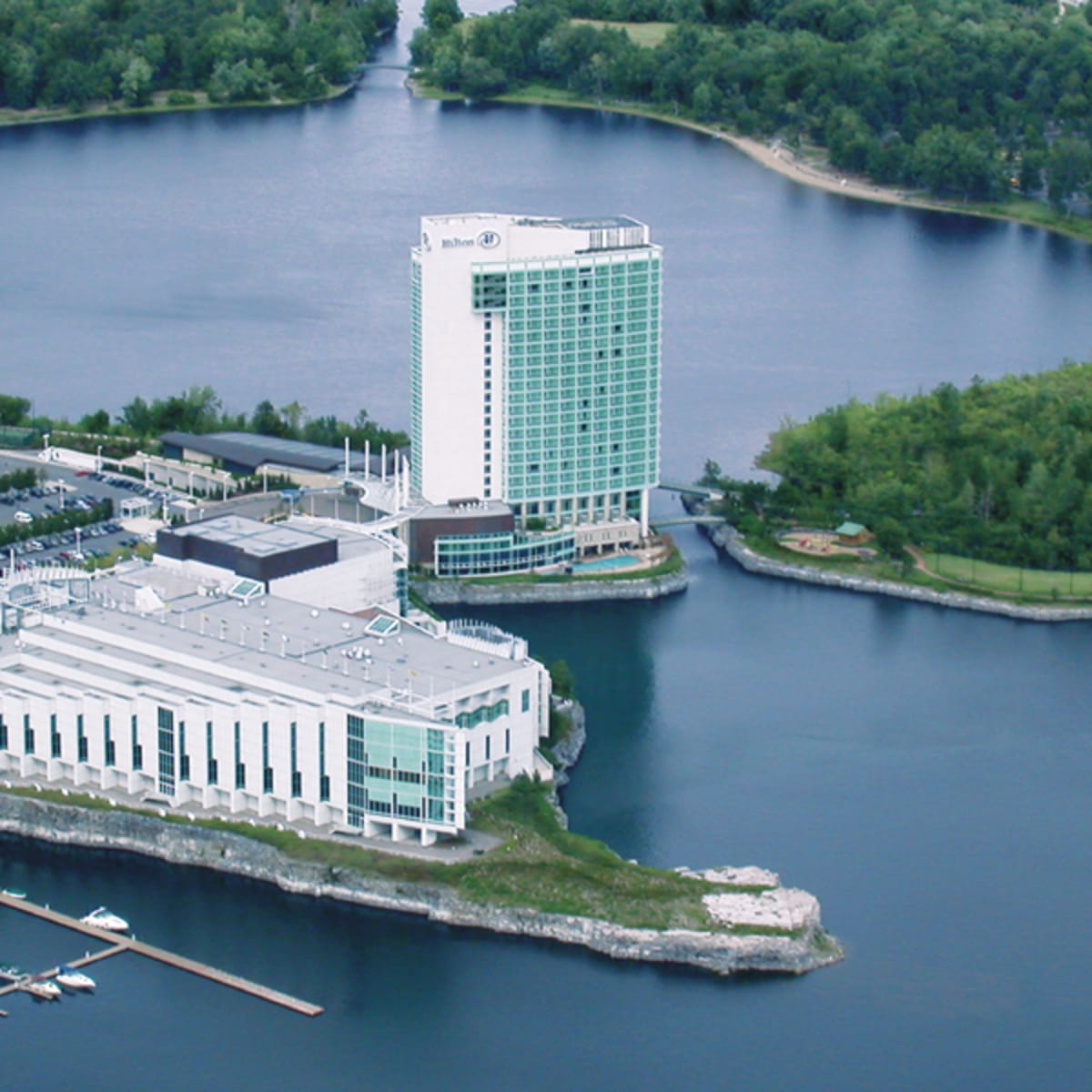 hilton_lac_leamy_2