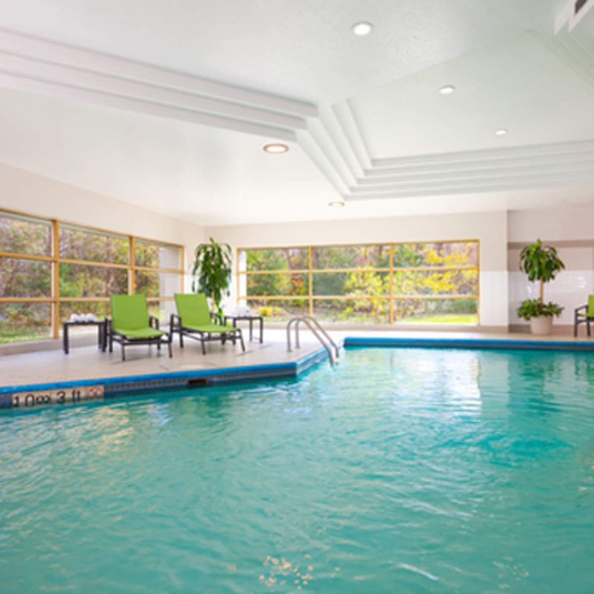 holiday_inn_laval_montreal_5