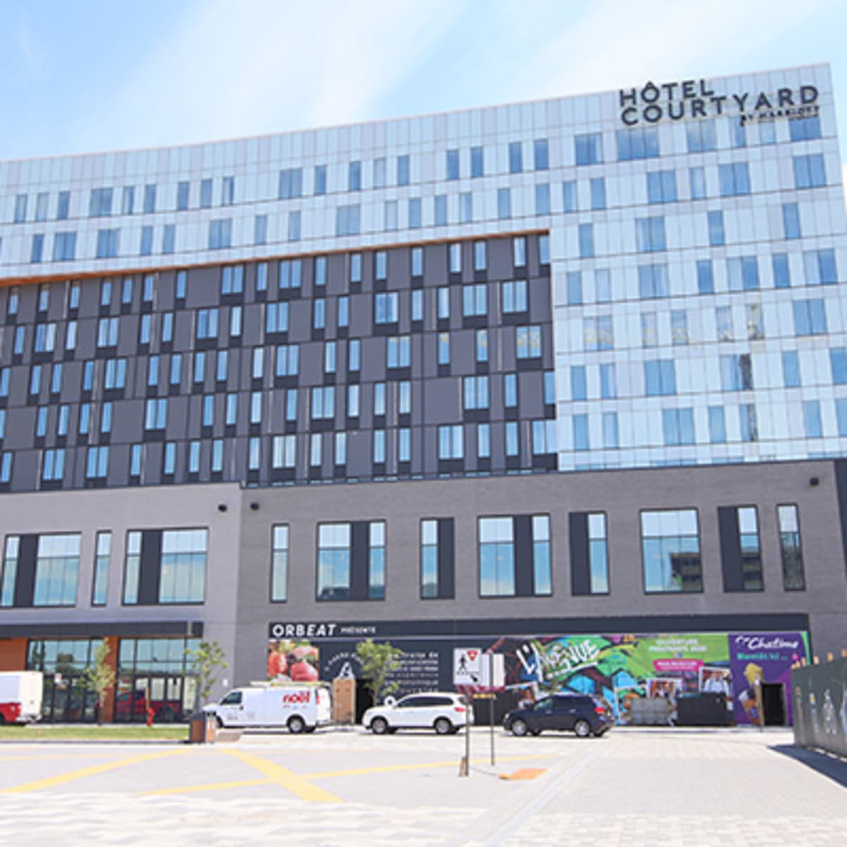 hotel_courtyard_par_marriott_montreal_brossard_1
