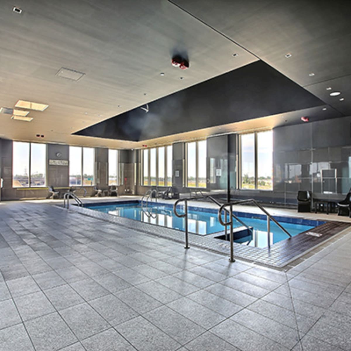 hotel_courtyard_par_marriott_montreal_brossard_8