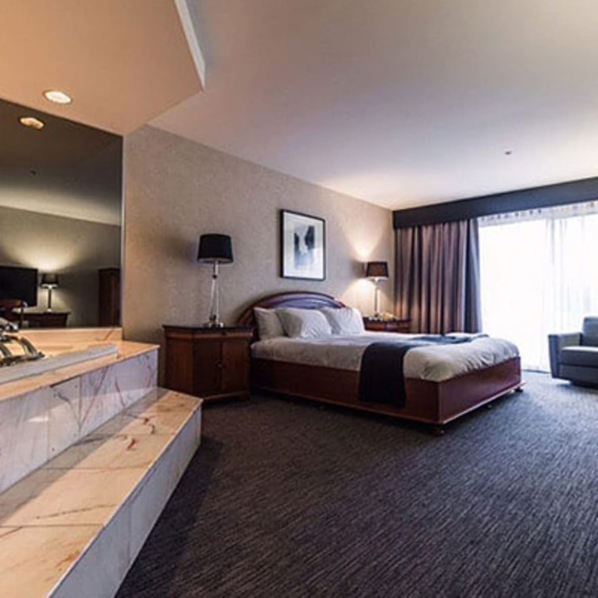 hotel_du_lac_carling_1