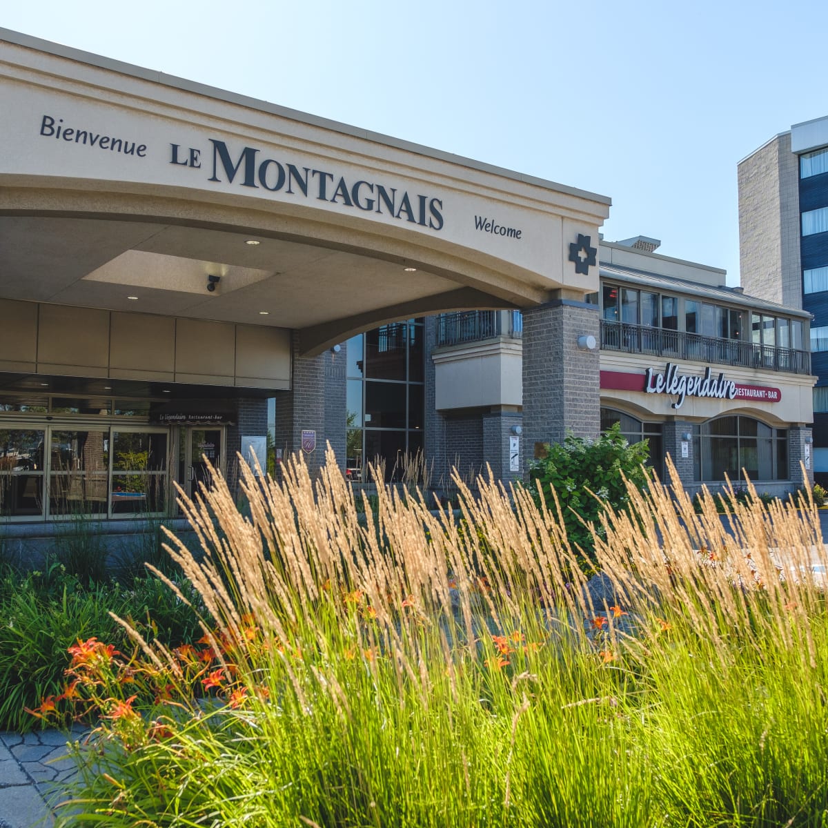 hotel_et_centre_des_congres_le_montagnais_1
