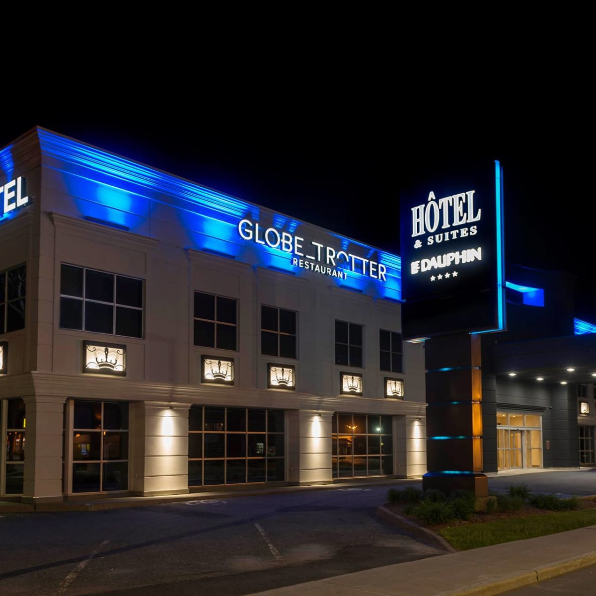 hotel_et_suites_le_dauphin_1