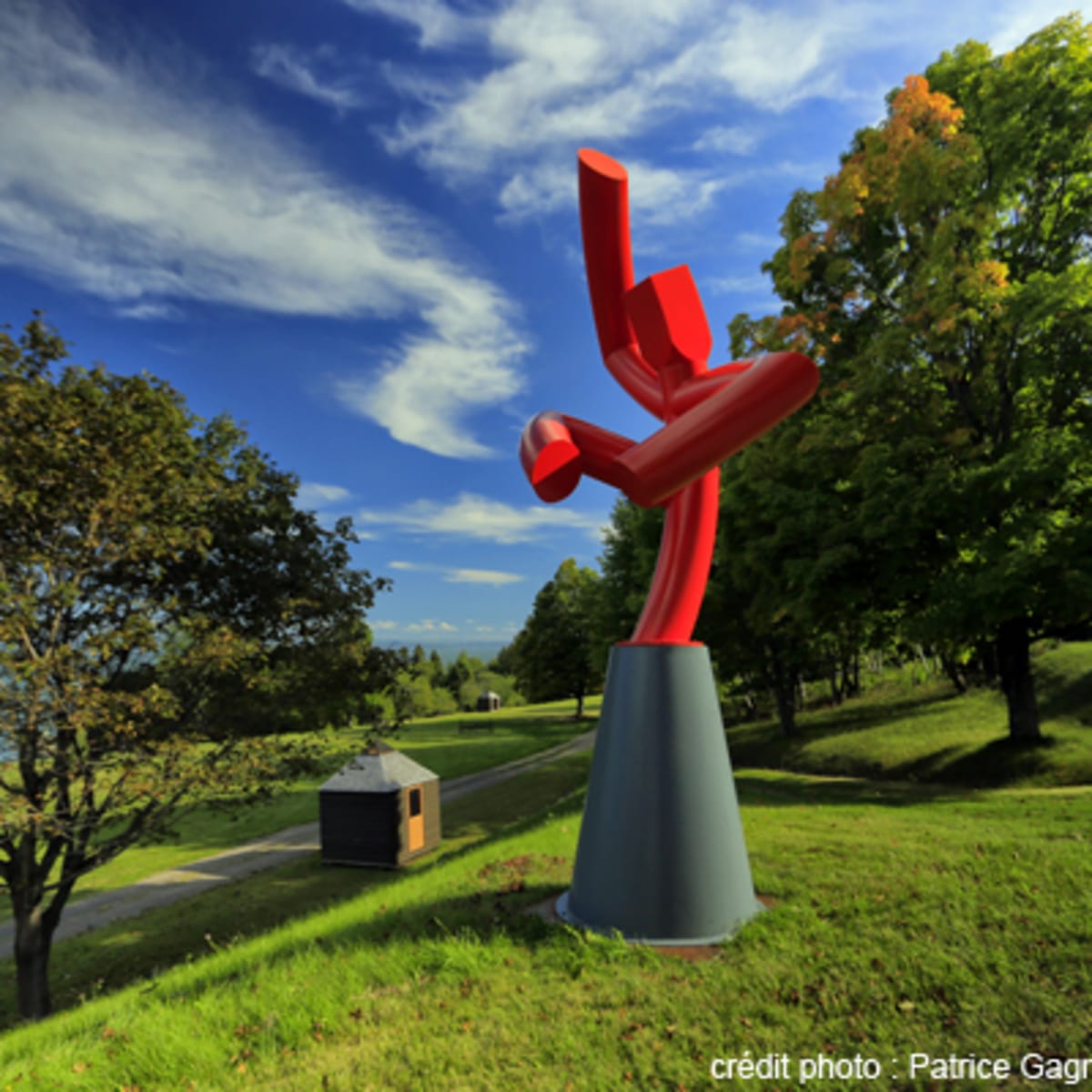 jardin_harmonique_de_sculptures_du_domaine_forget_3