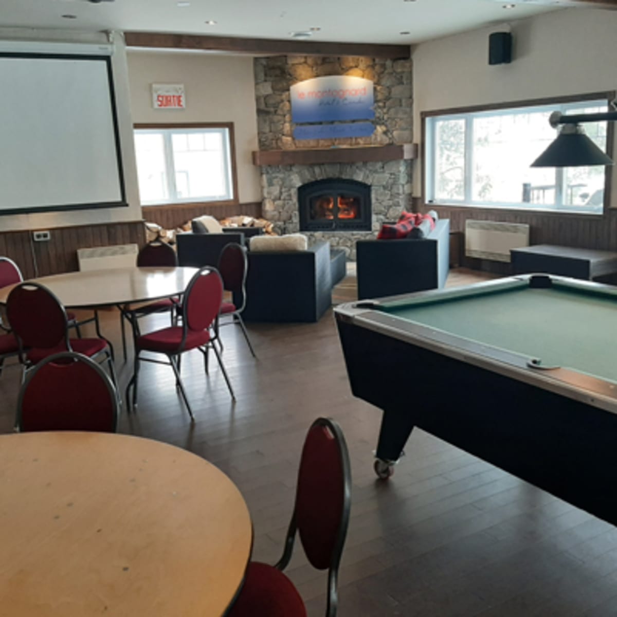 le_montagnard_hotel_condos__chalets_11