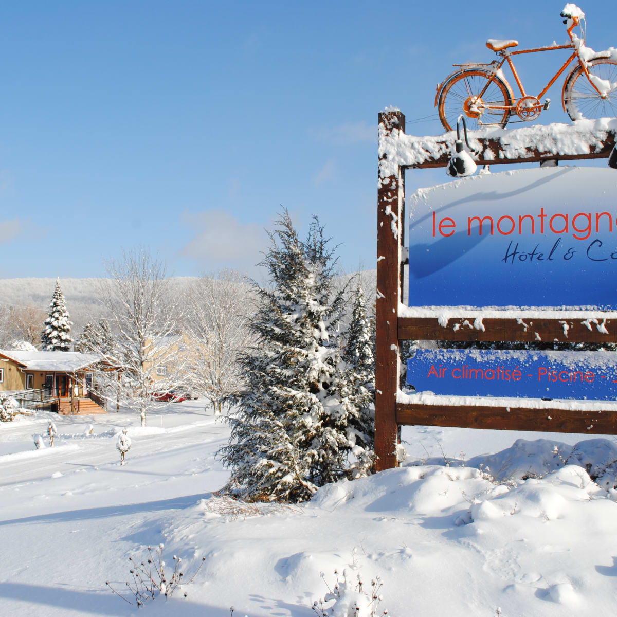 le_montagnard_hotel_condos__chalets_1_h