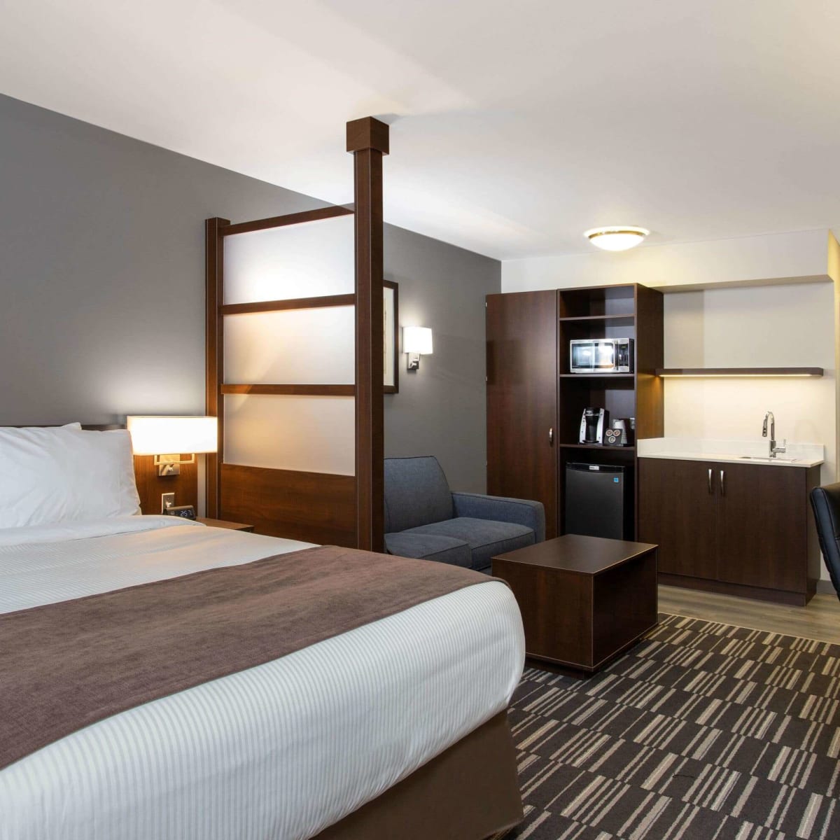 microtel_inn__suites_mont_tremblant_2