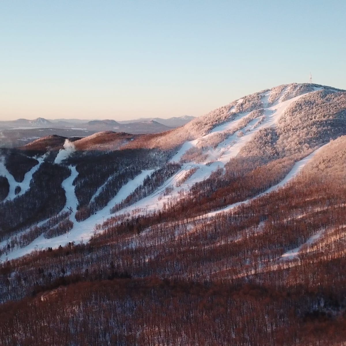 mont_orford_station_de_ski_1_h